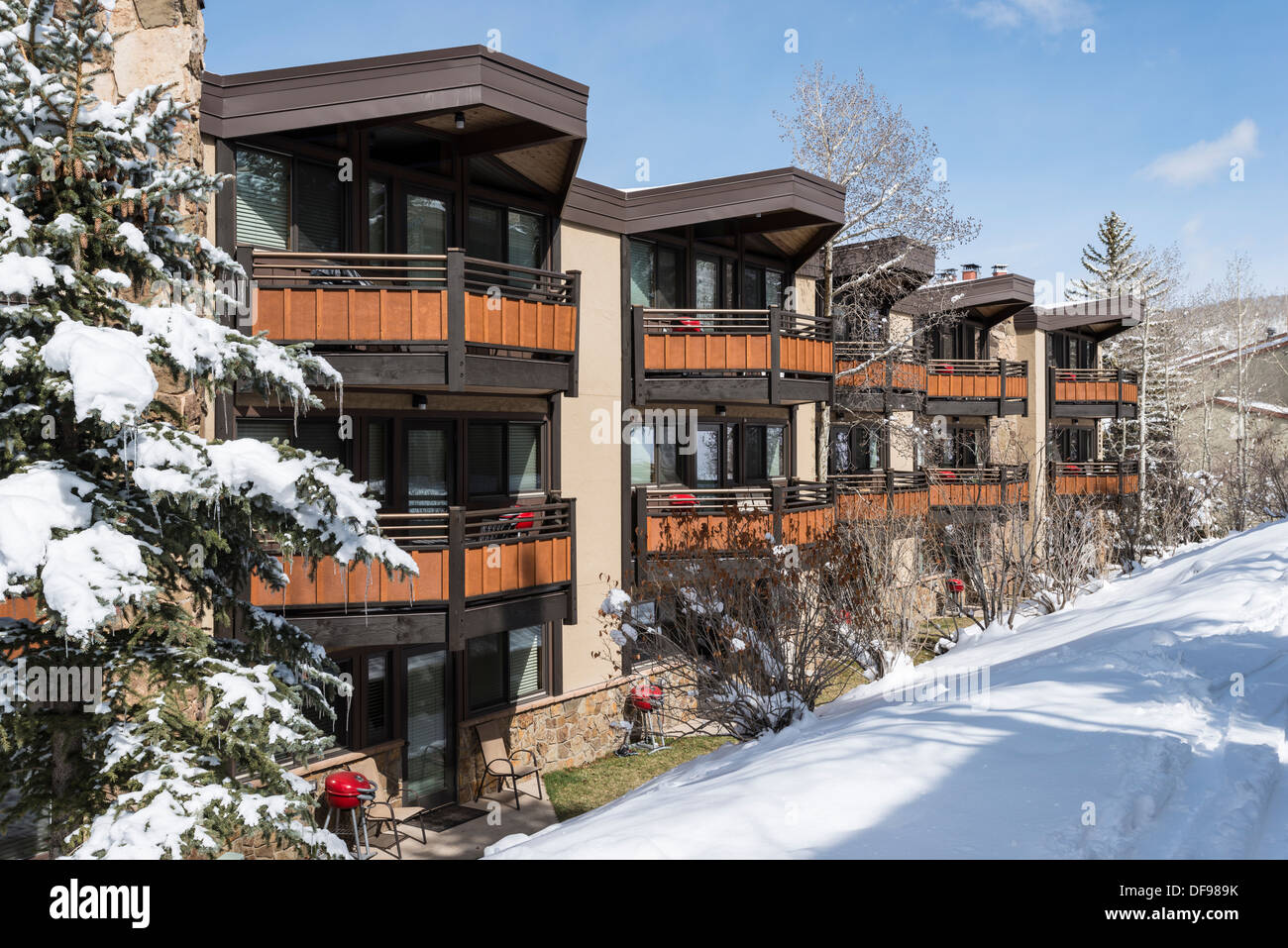 Aspen snowmass laurelwood hires stock photography and images Alamy