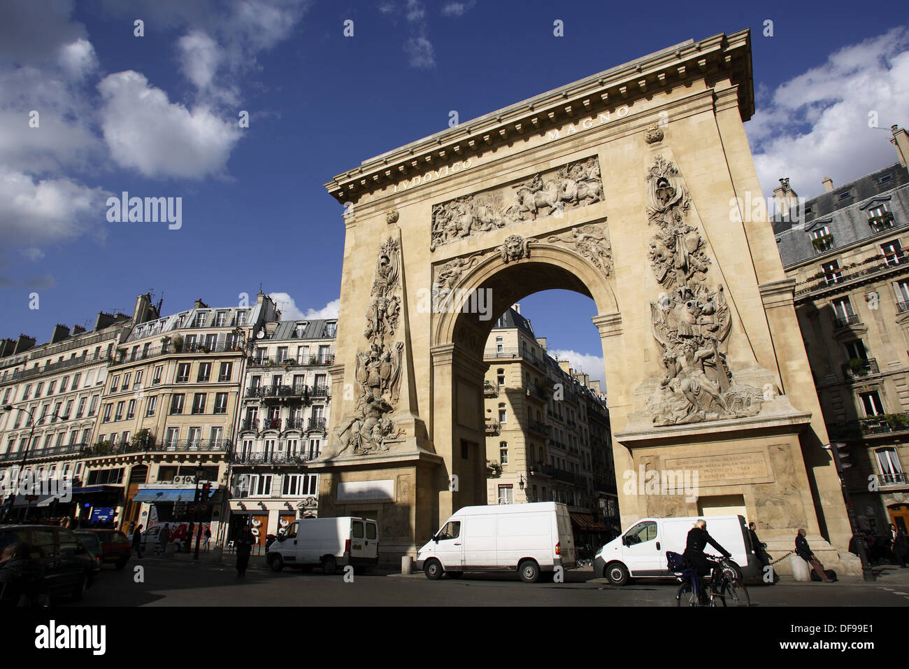 Arc de Triomphe de la Porte St. Denis. Paris. France Stock Photo - Alamy