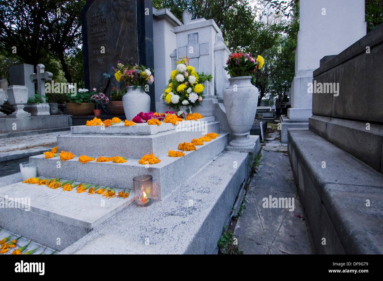 Panteon Frances Ciudad de Mexico Stock Photo Alamy