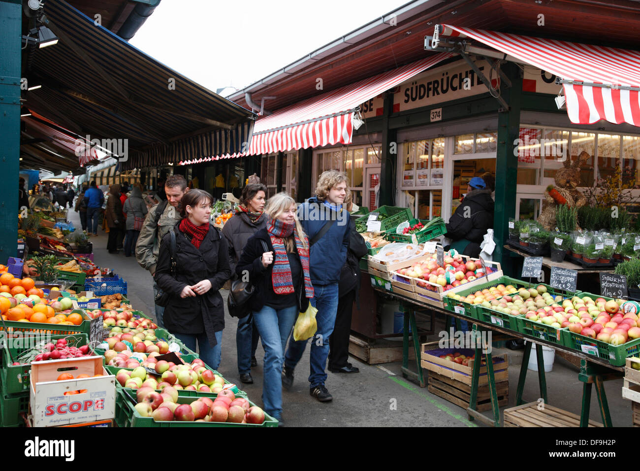 Visitors at outdoor market Naschmarkt, Vienna, Austria, Europe Stock Photo