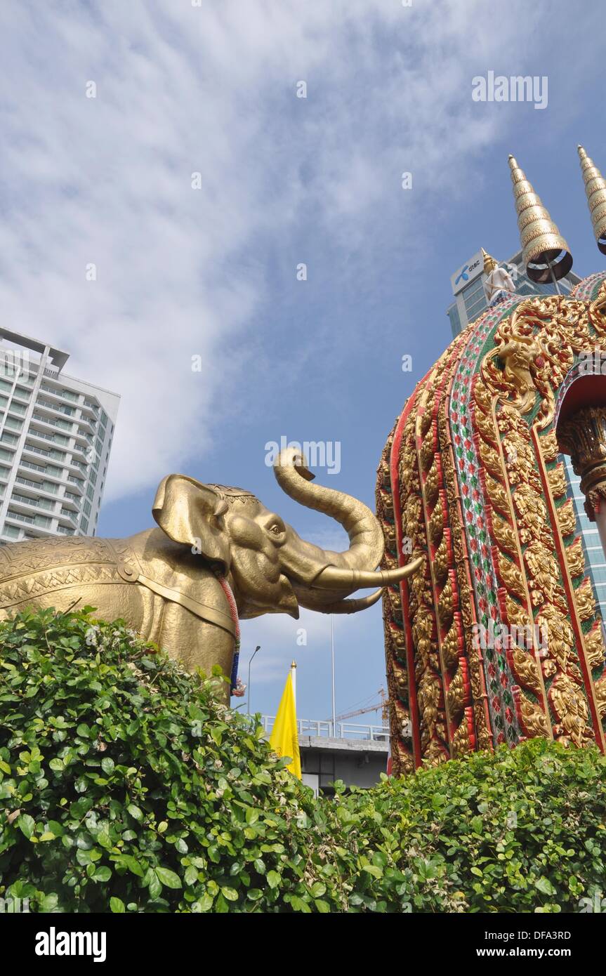 Bangkok (Thailand) a golden elephant statue at the entrance of a