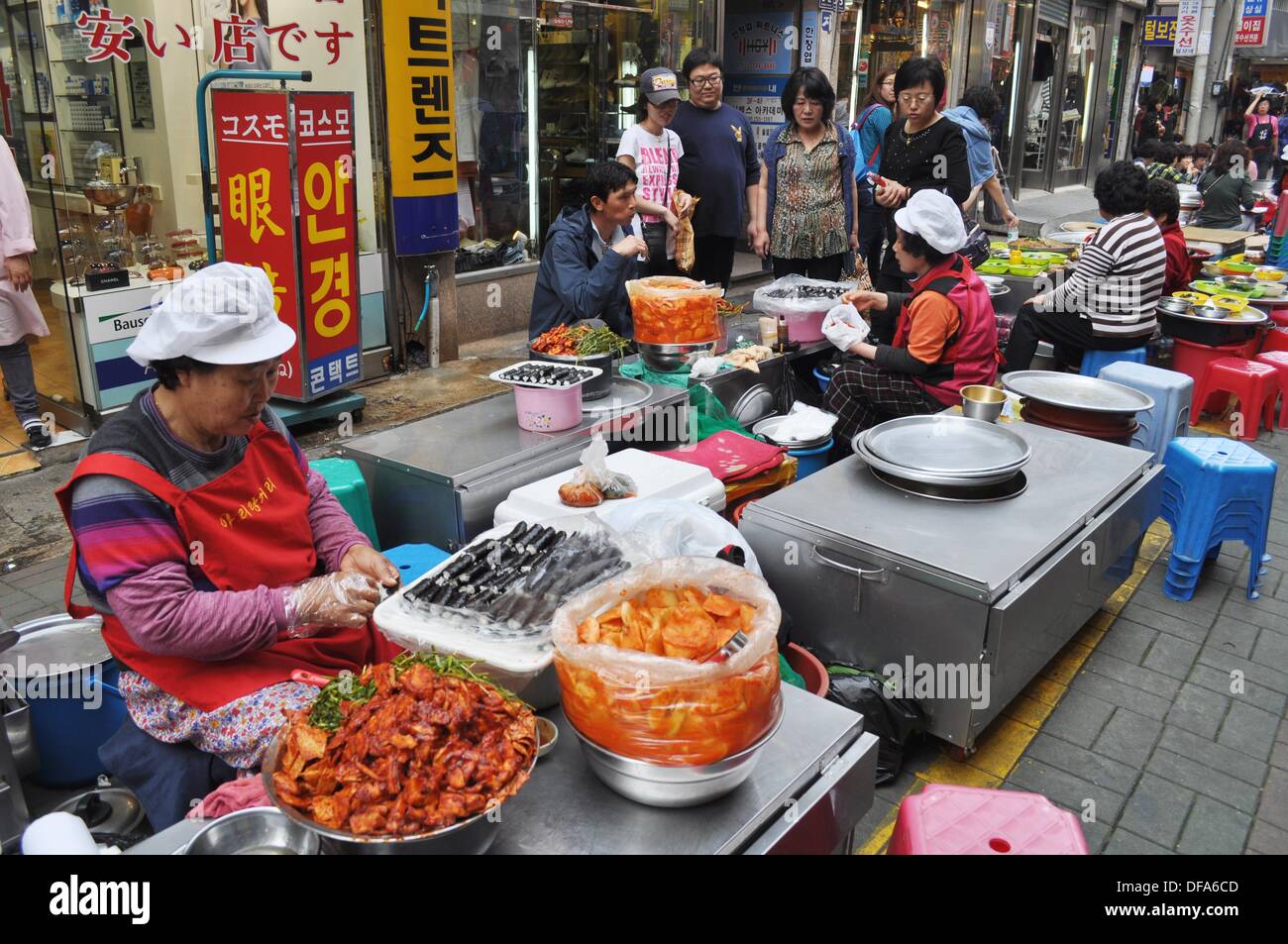 Busan (South Korea): street food stalls in the Nampo-dong area Stock