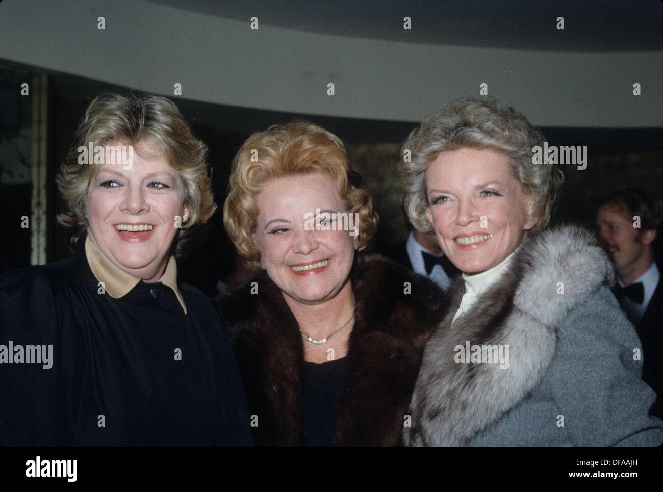 ROSEMARY CLOONEY with Rose Marie and Helen O'Connell.r9789.(Credit Image: © Nate Cutler/Globe Photos/ZUMAPRESS.com) Stock Photo