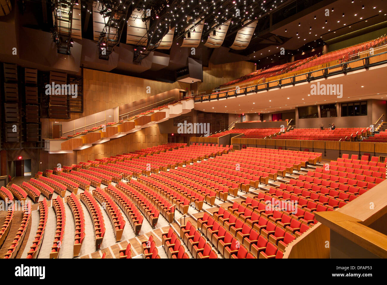 The Queen Elizabeth Theatre, Vancouver, BC, Canada Stock Photo Alamy