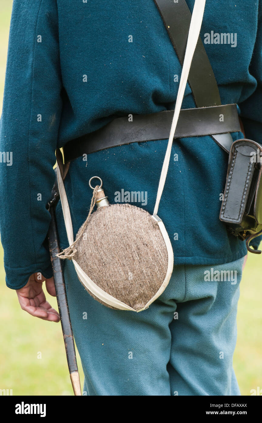 Civil War Era US Union Army Soldier Reenactor Canteen Civil War Era US Union Army Soldier Reenactor Canteen