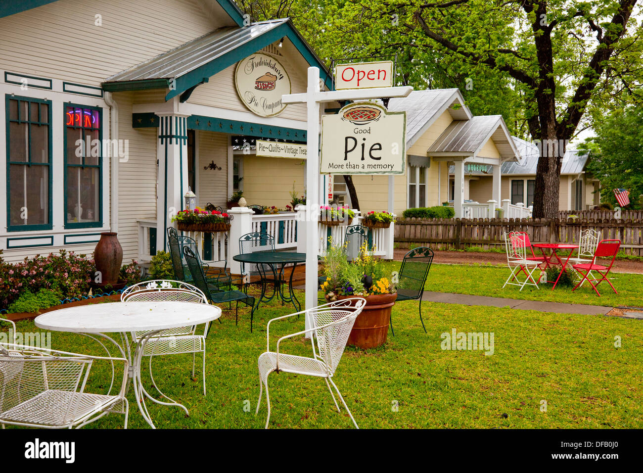 Fredericksburg restaurant hires stock photography and images Alamy