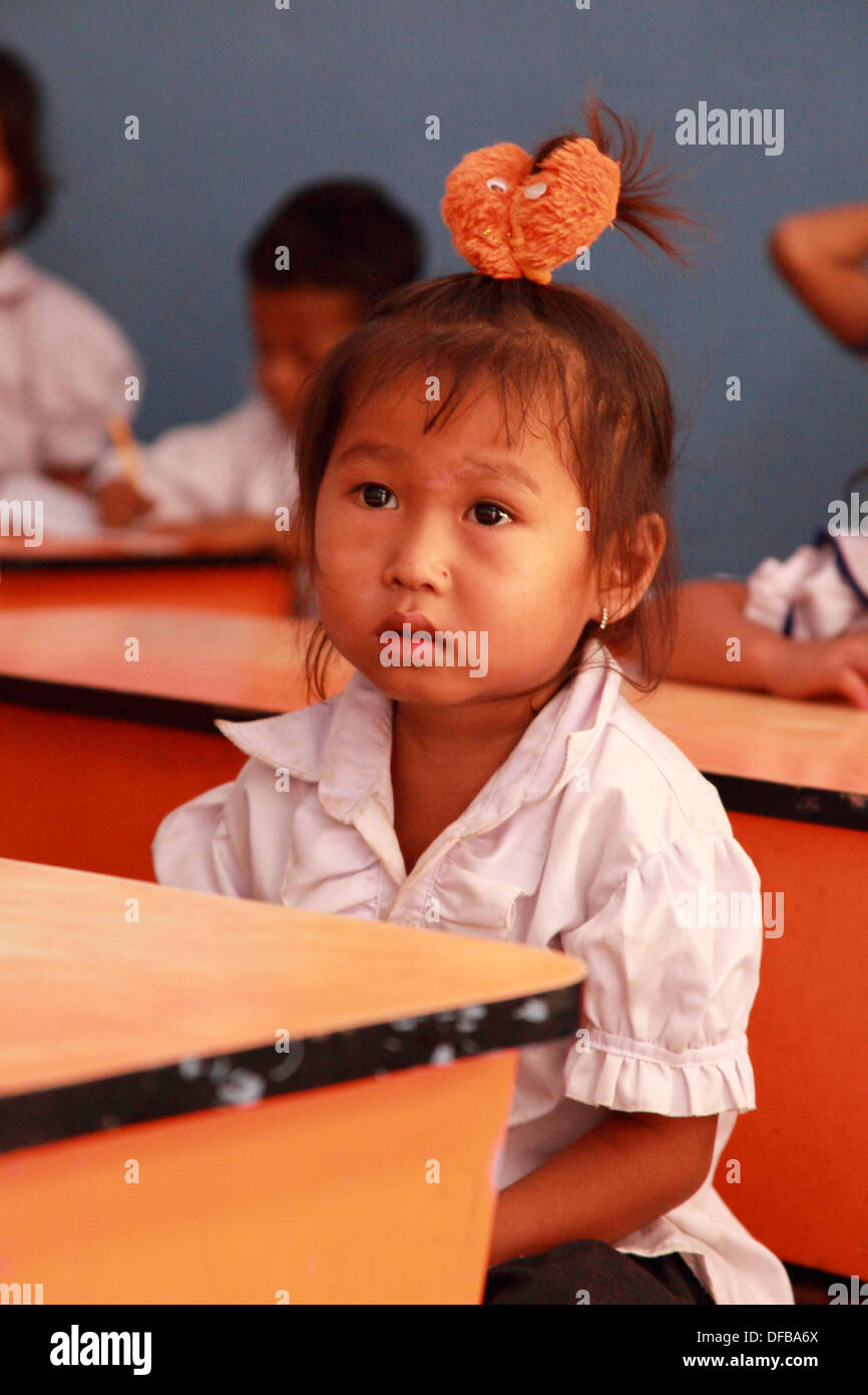Cambodian school children Stock Photo - Alamy