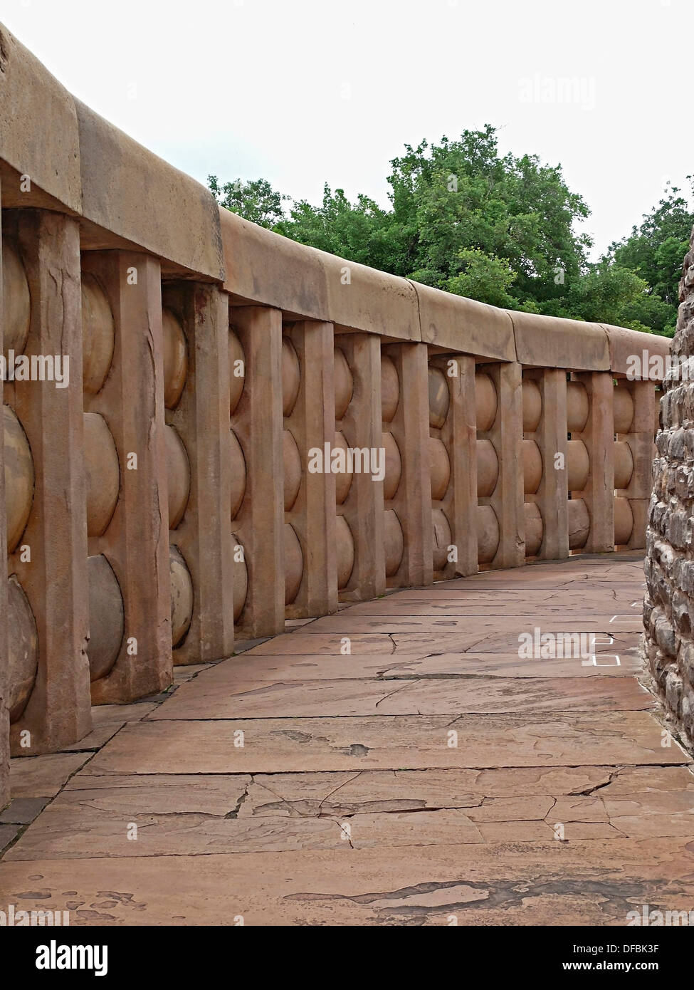 Stone made compound wall around Sanchi stupa one, Madhya Pradesh, India Stock Photo Alamy