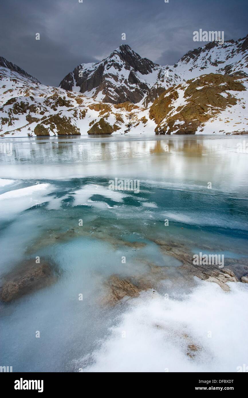 Ibon Piedrafita Hi res Stock Photography And Images Alamy ibon-piedrafita-hi-res-stock-photography-and-images-alamy
