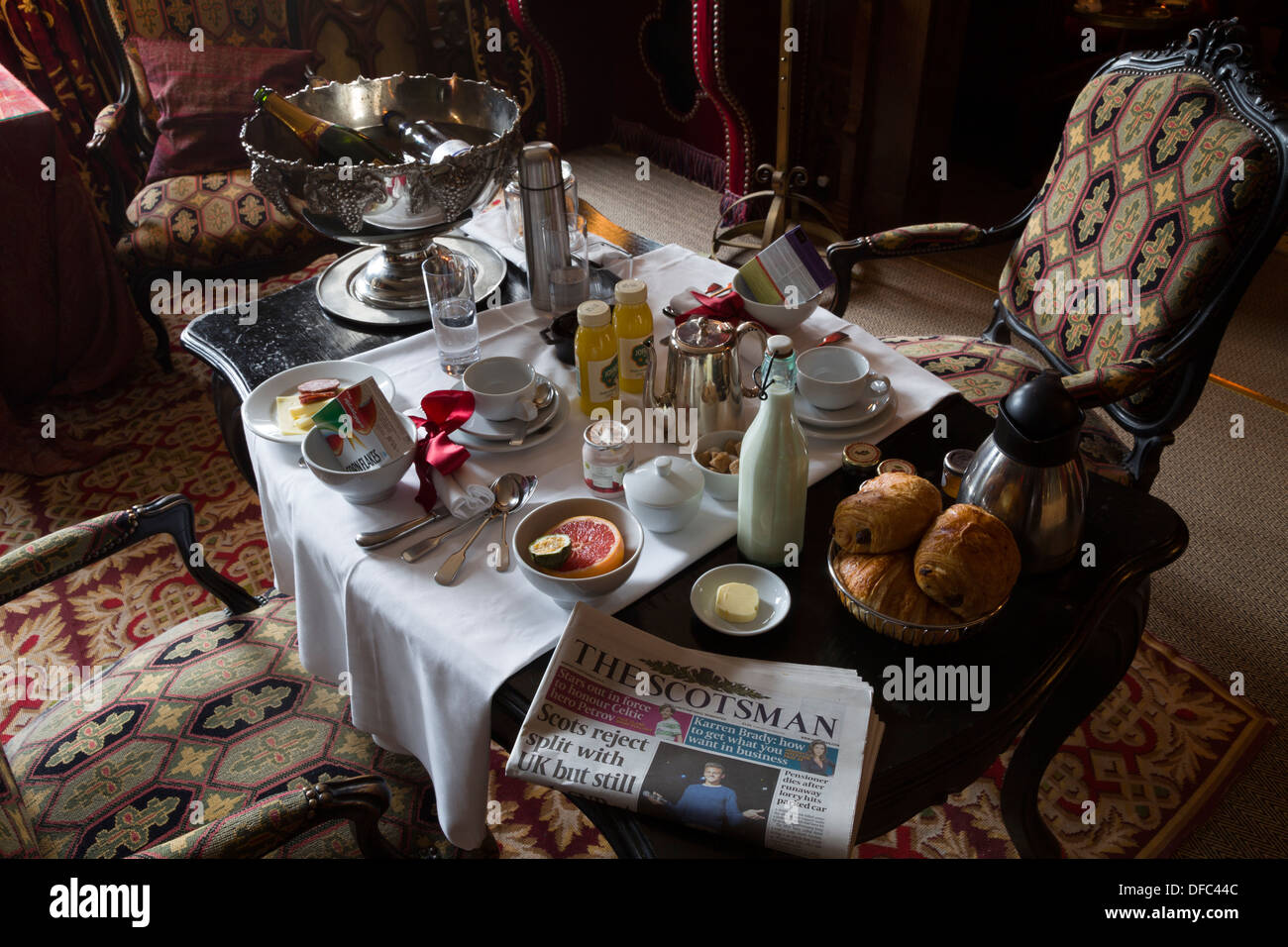 Breakfast at The Old Rectory, accommodation at The Witchery by the Castle, Edinburgh, Scotland Stock Photo
