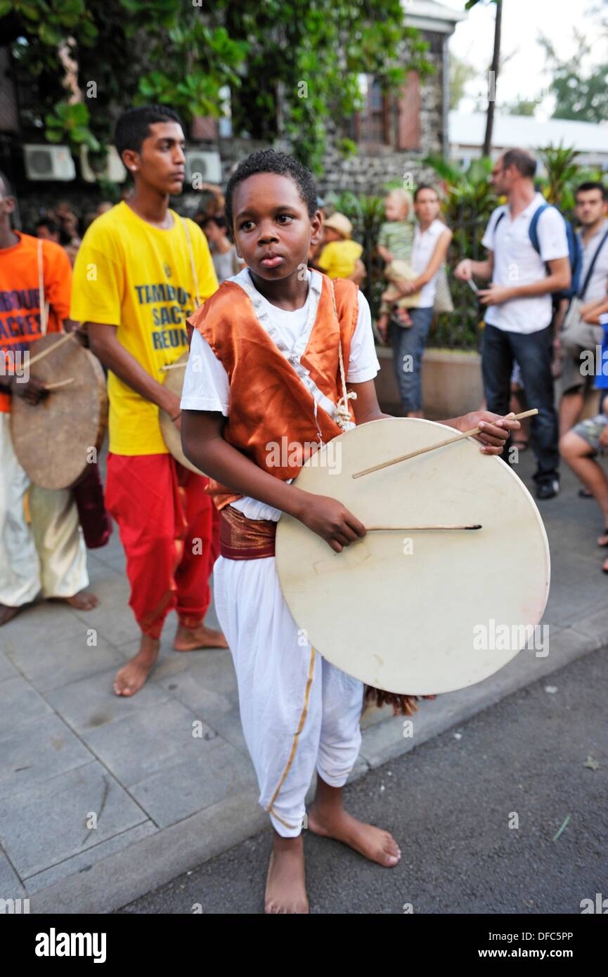 Reunion parade hires stock photography and images Alamy