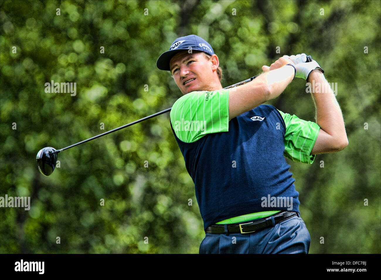 Ernie Els playing golf in the European Tour Stock Photo Alamy