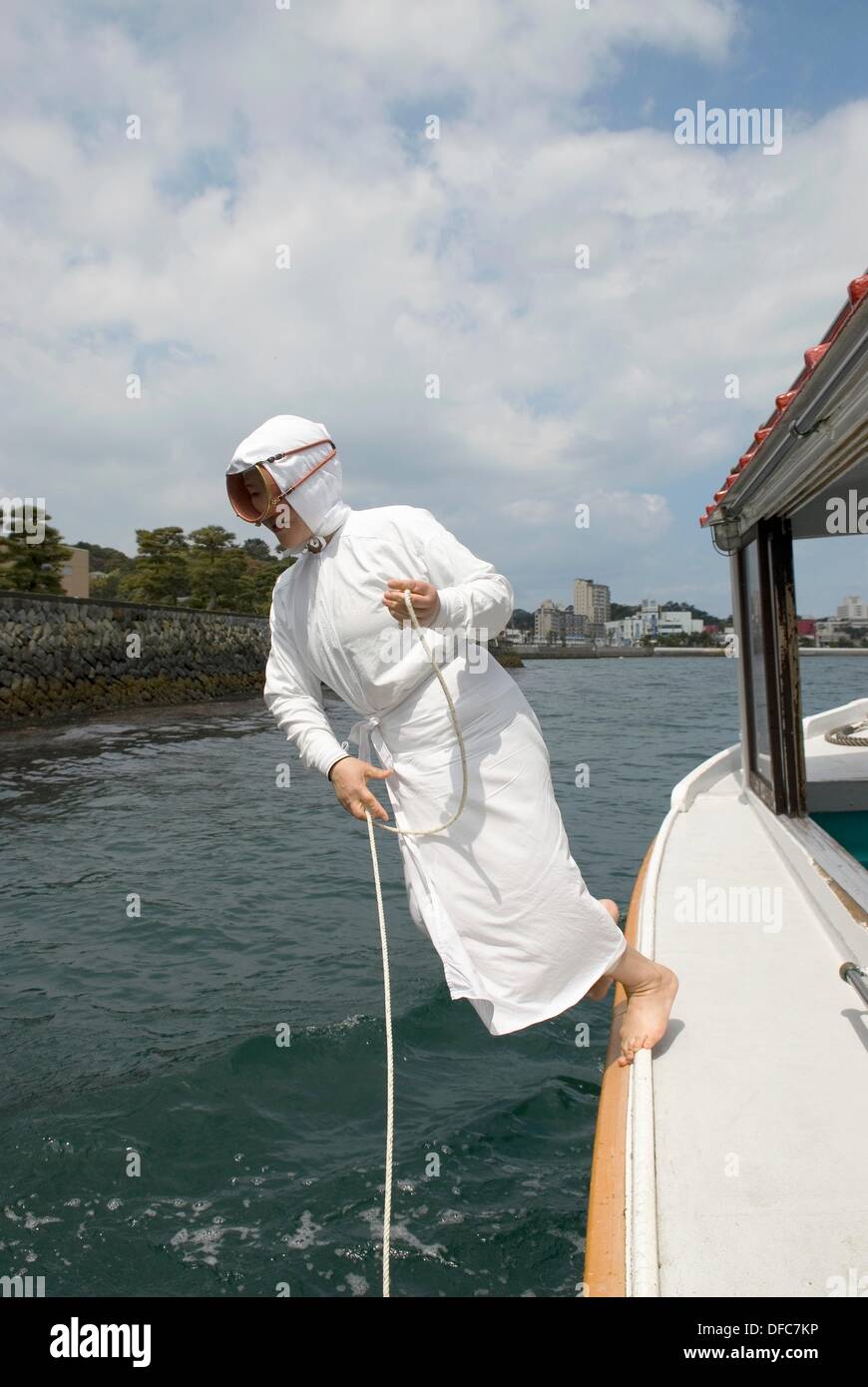 Japanese pearl divers hires stock photography and images Alamy