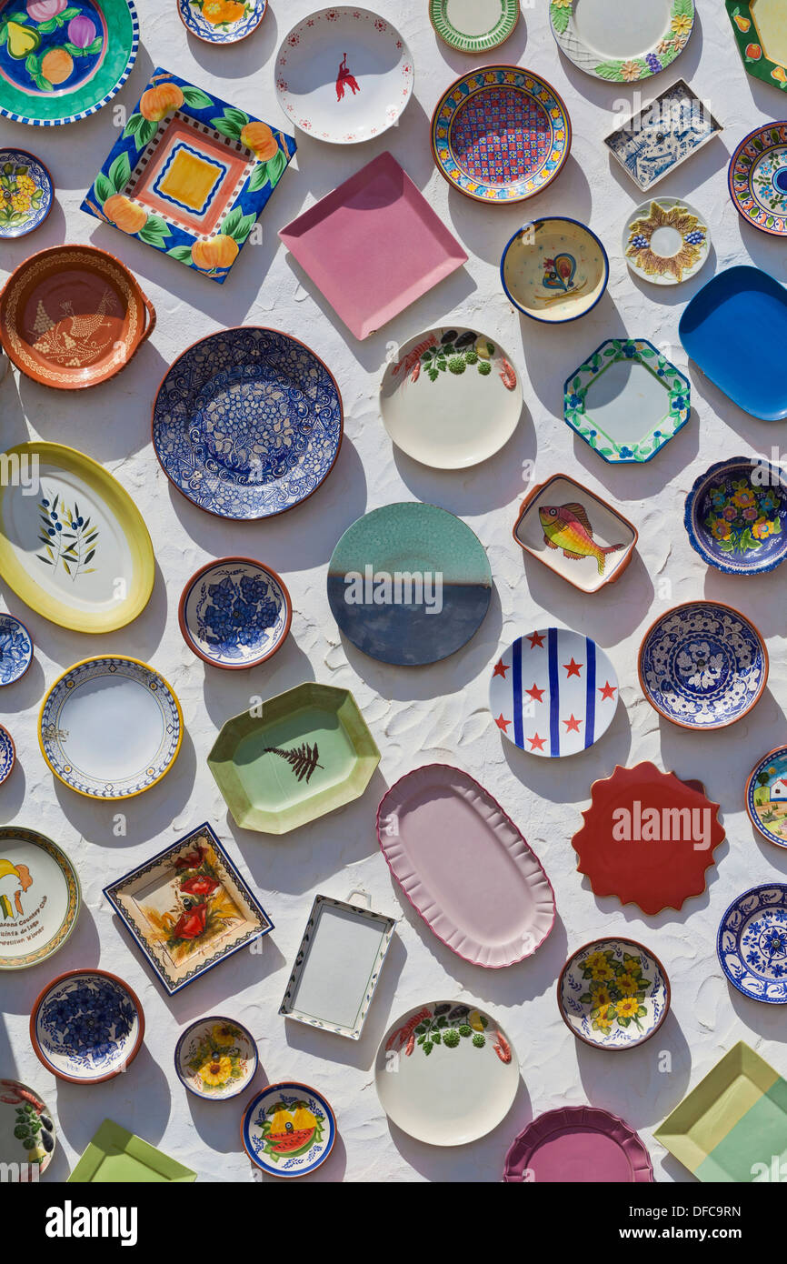 Ceramic art plates hires stock photography and images Alamy