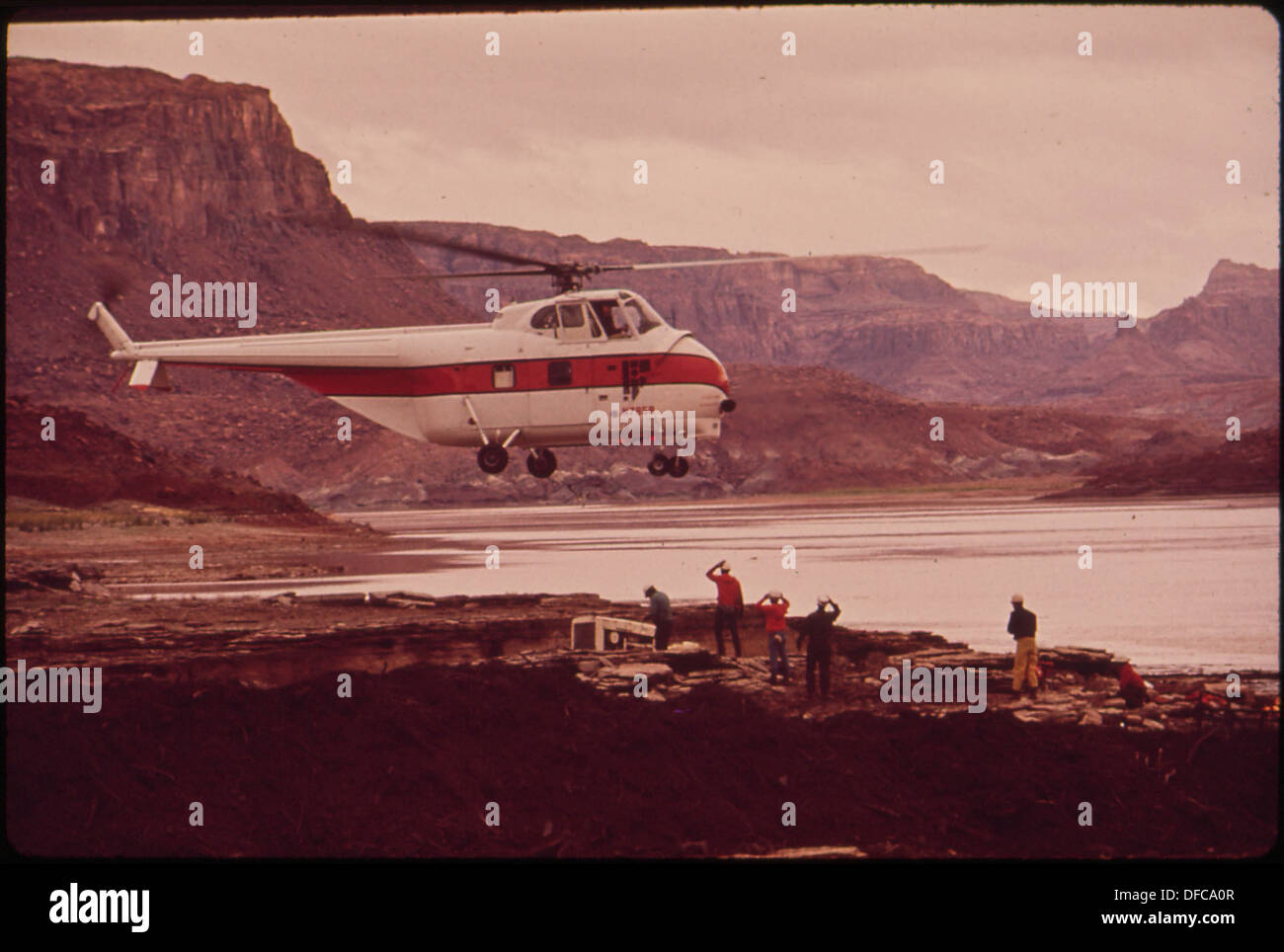 A HEAVY OIL SPILL INTO SAN JUAN RIVER CAUSED BY A BURST PIPELINE OF THE