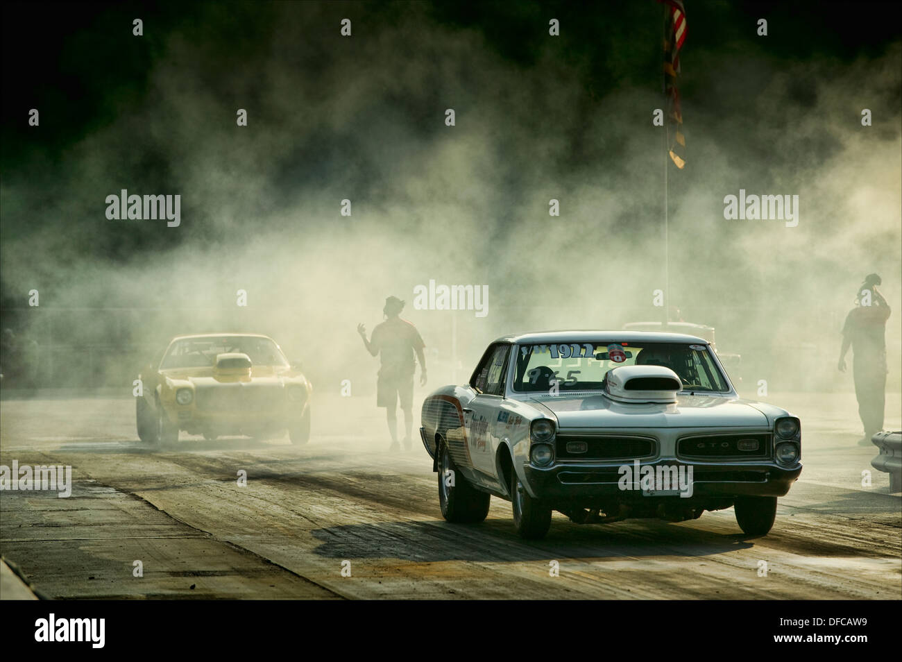 Classic and vintage drag car racing at Maryland International Speedway