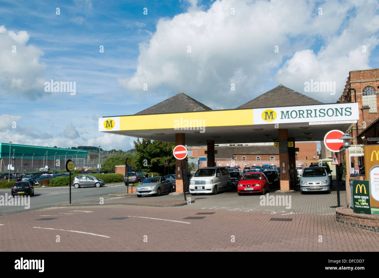 morrisons supermarket petrol stations station fuel filling gas car cars
