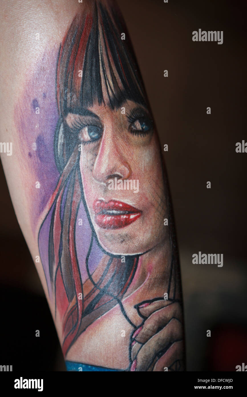 Face tattoo convention hi-res stock photography and images - Alamy