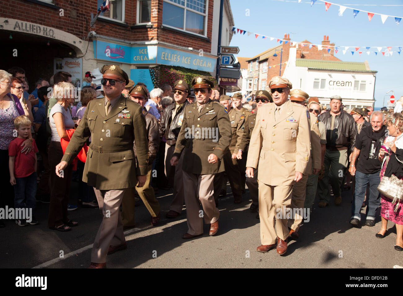 Parade At Sheringham 1940 s Weekend Festival Stock Photo Alamy