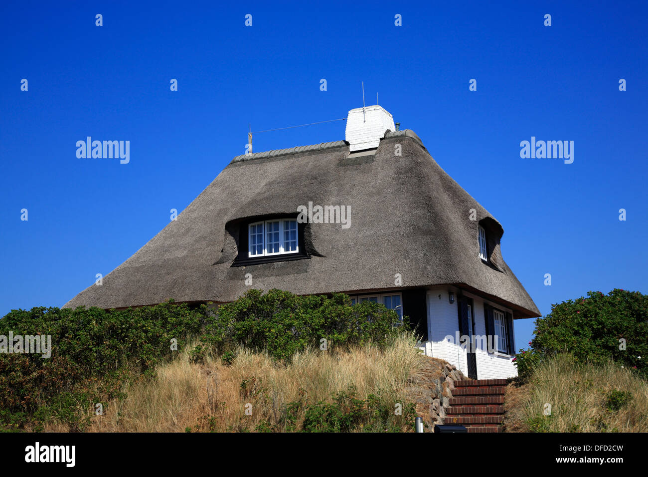 Thatched Holliday-House in Rantum, Sylt island, Schleswig-Holstein, Germany Stock Photo