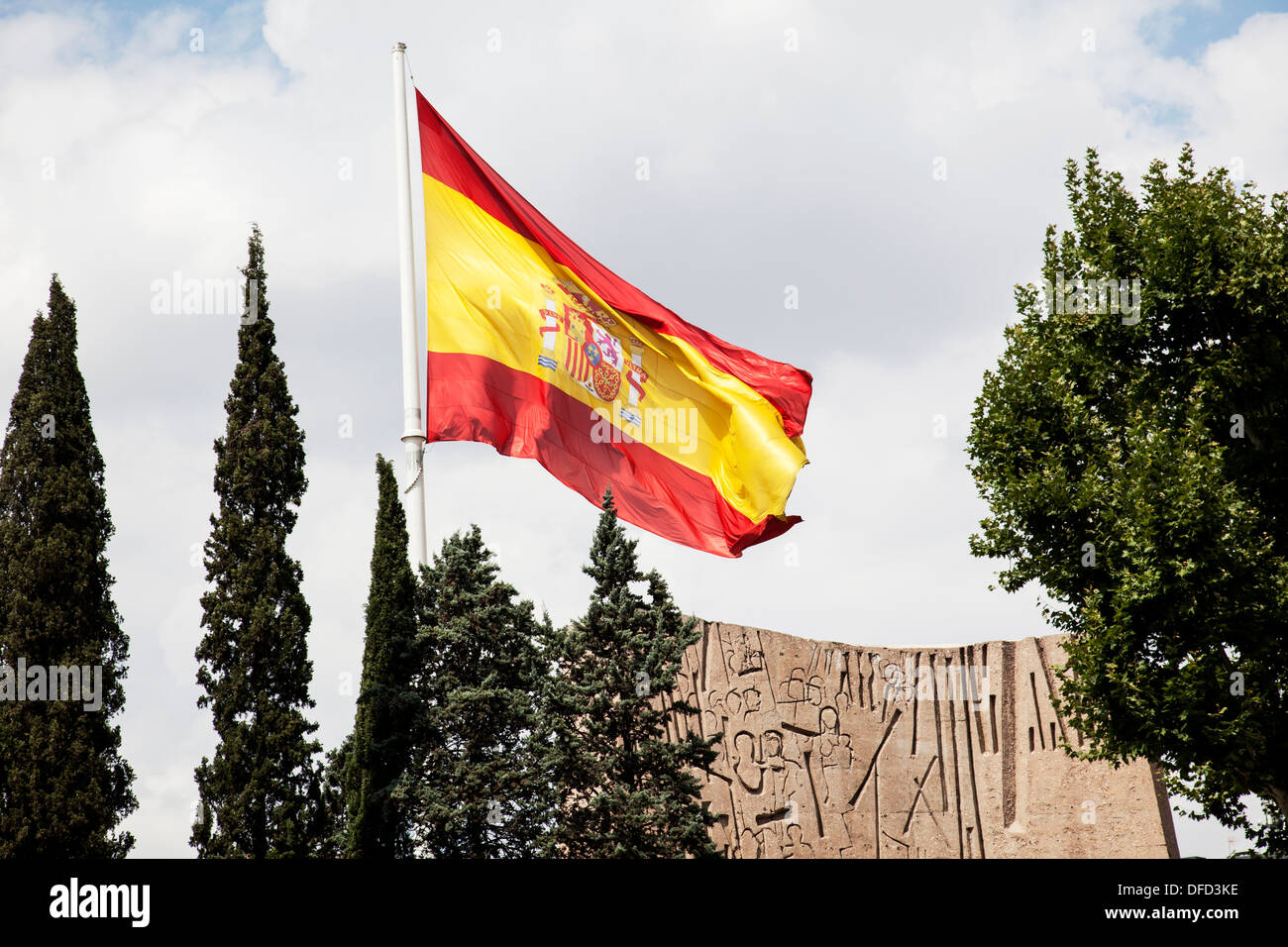 Spanish Flag at Columbus Monument by Joaquín Vaquero Turcios, Plaza de Colón, Madrid Spain Stock Photo