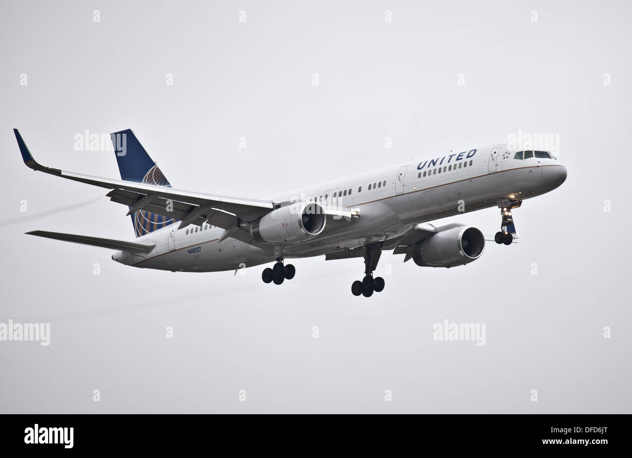 D HＬ貨物機 B-757-200 F Boeing 757-200PCF DHL | Modelsnavigator.com