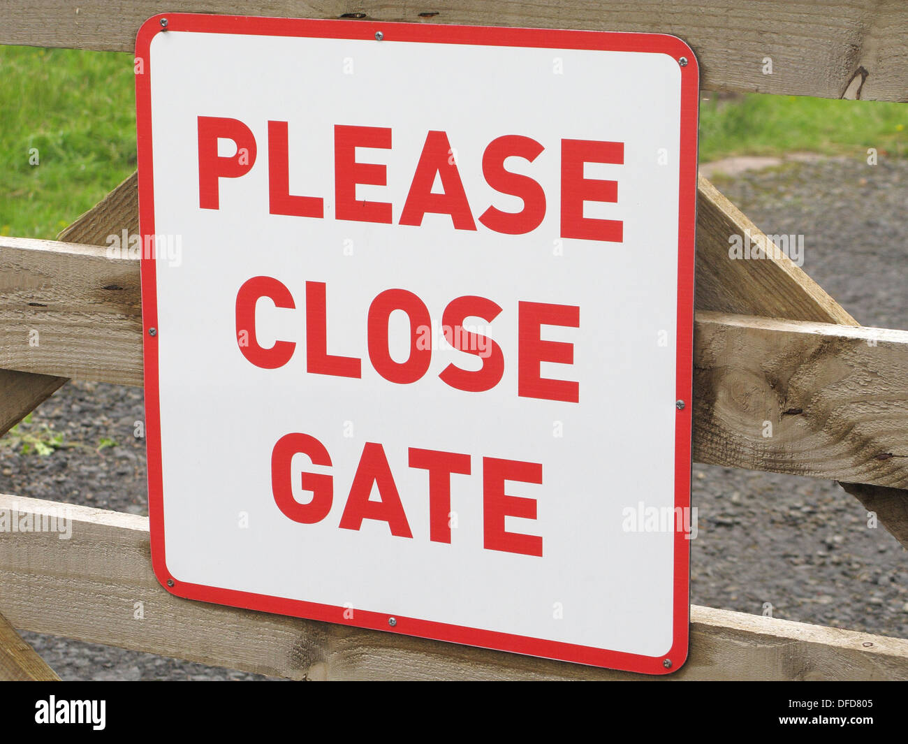 Please Close the Gate Sign Stock Photo