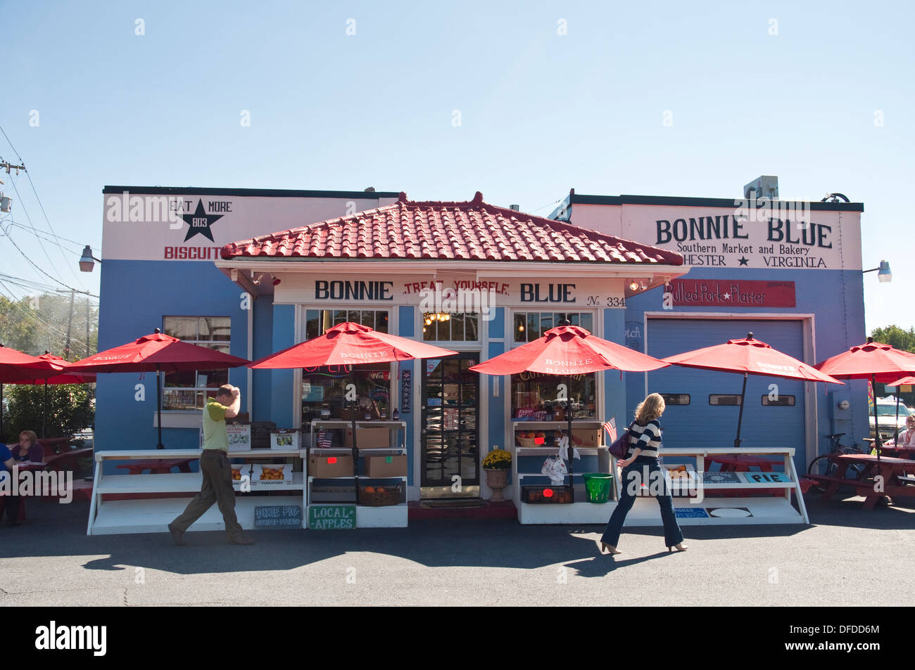 Exterior of Bonnie Blue, a fantastic southern market and bakery in
