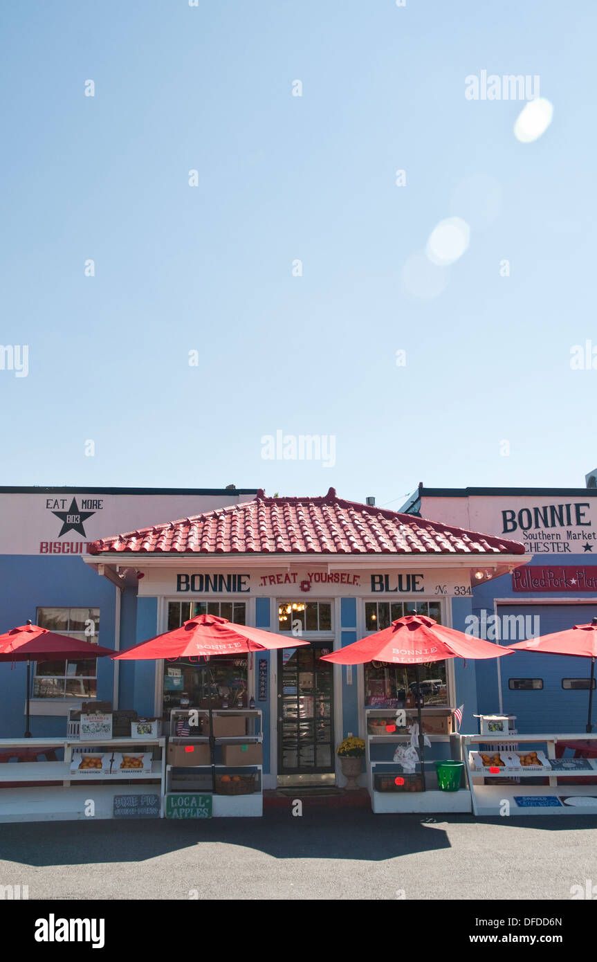 Exterior of Bonnie Blue, a fantastic southern market and bakery in