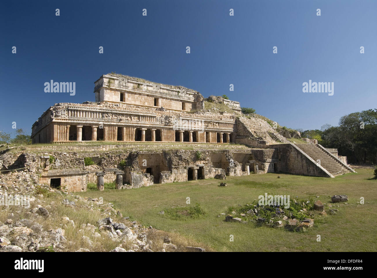 Mexico, Yucatan, Sayil, El Palacio (the palace Stock Photo - Alamy