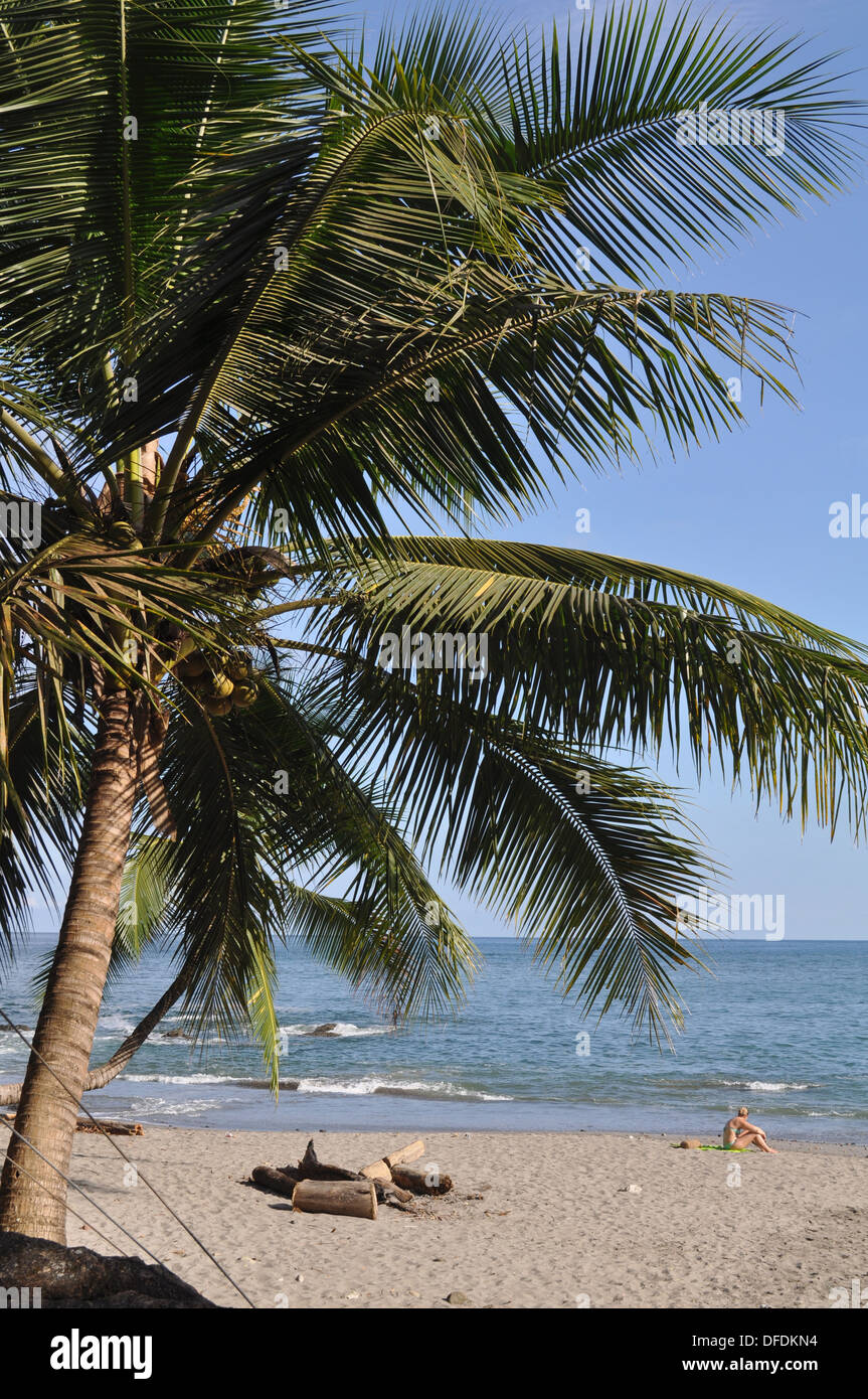 Playa de los artistas costa rica hires stock photography and images