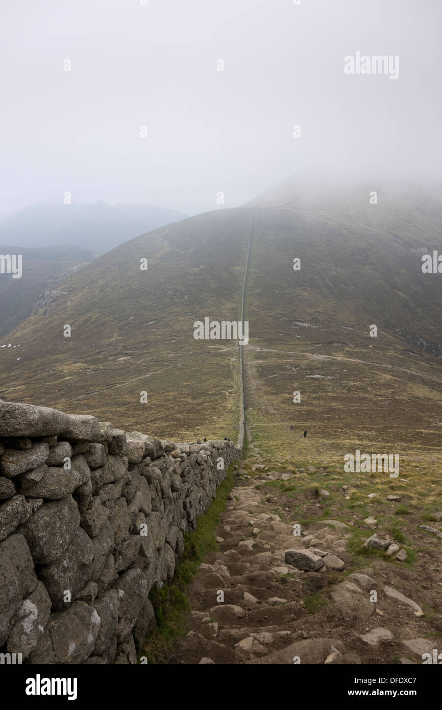 The Mourne Wall Between Slieve Commedagh Slieve Donard Mourne Mountains Stock Photo
