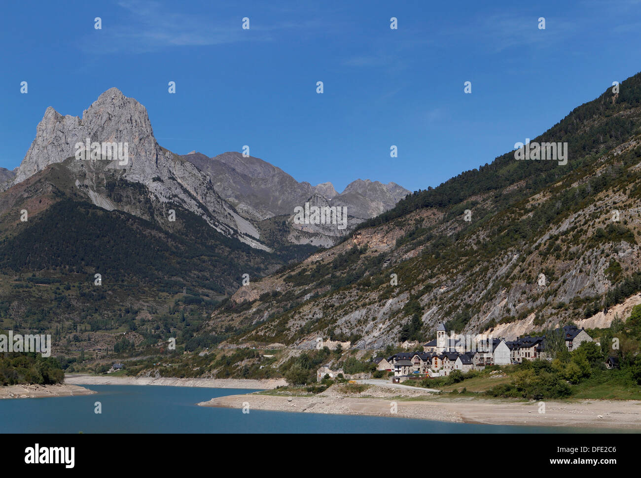The village of Lanuza, in the North of Spain Stock Photo - Alamy
