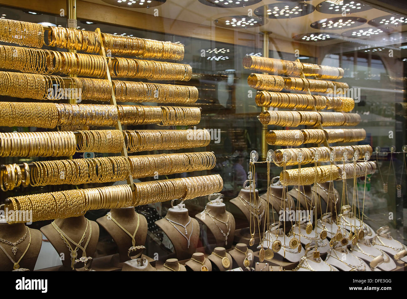 Turkish gold jewellery hi-res stock photography and images - Alamy