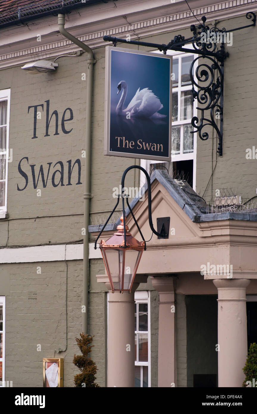 The Swan Hotel High Street Alton Hampshire England UK Stock Photo