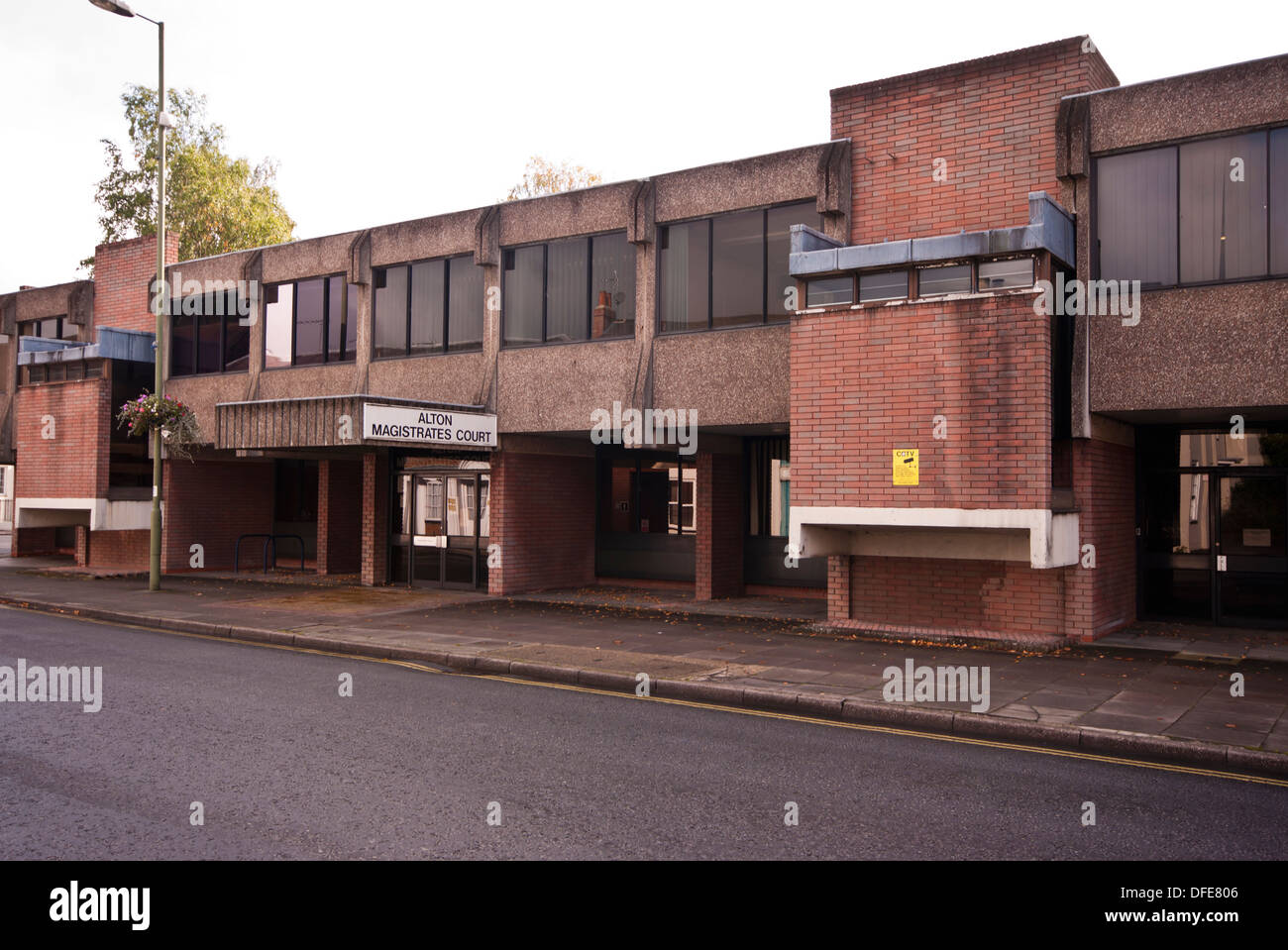 Alton magistrates Court Hampshire England UK Stock Photo Alamy