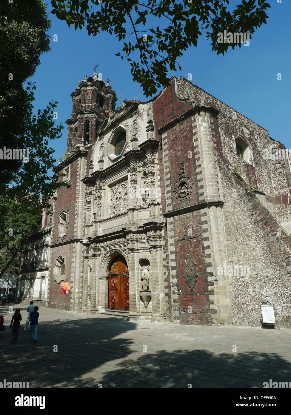Iglesia de San Fernando, Ciudad de México Stock Photo - Alamy