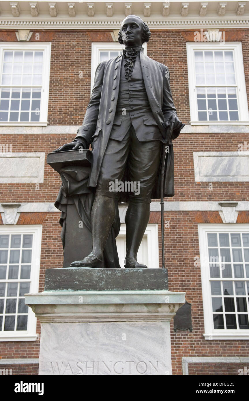 Statue of Washington. Independence Hall. City of Philadelphia