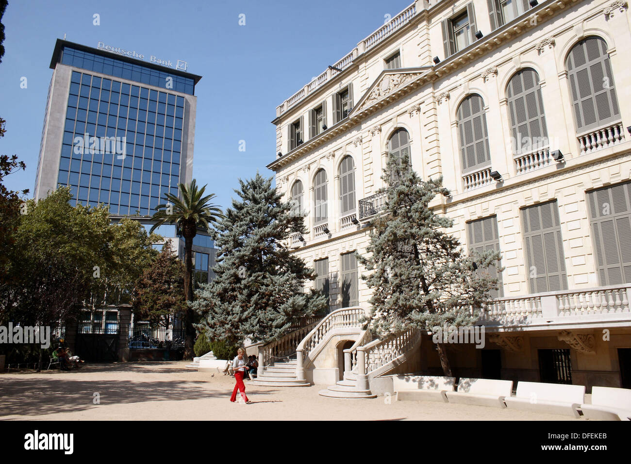 Palau Robert and Deutsche Bank building, Barcelona Stock Photo Alamy