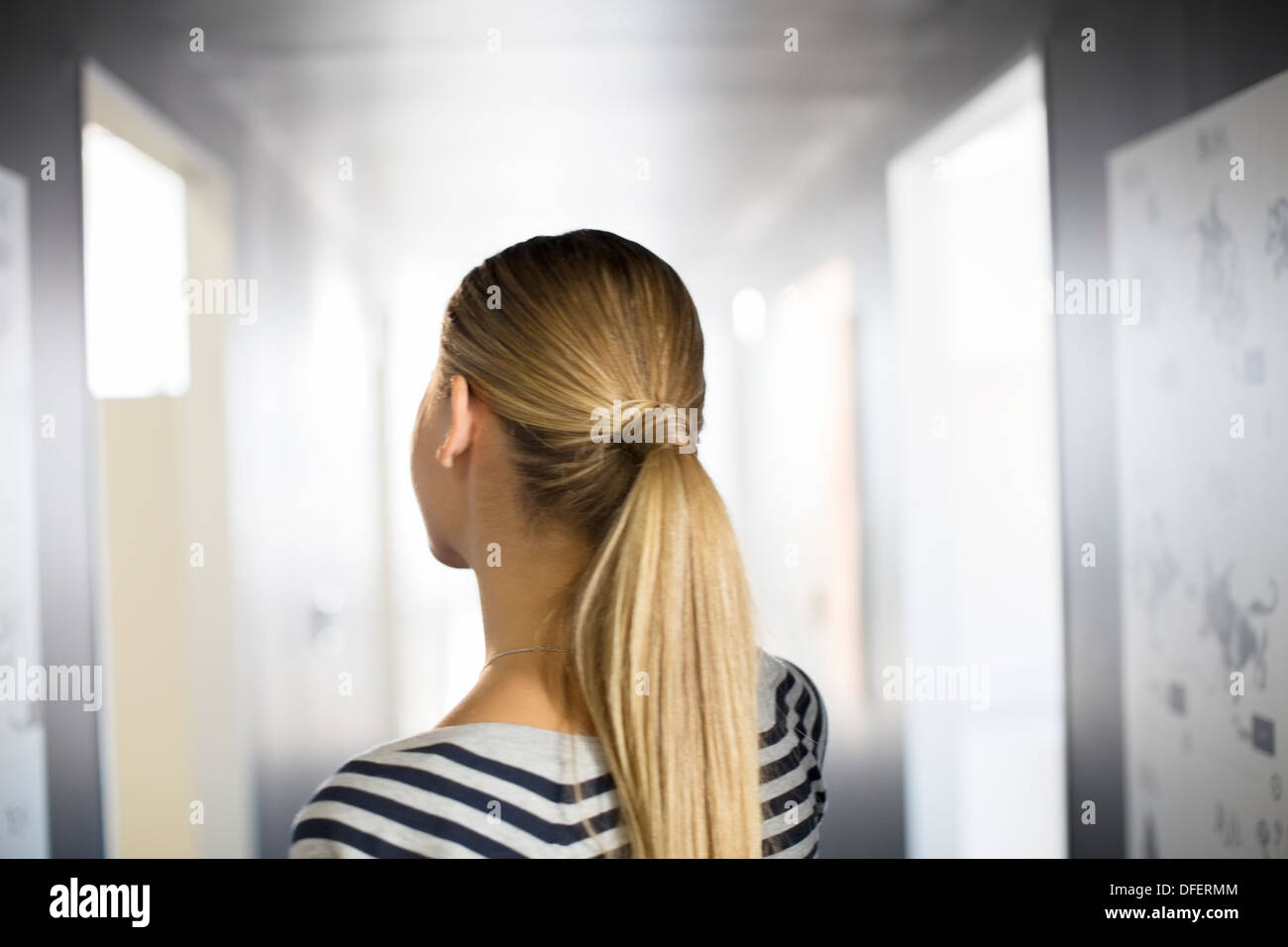 Blonde ponytail hi-res stock photography and images - Alamy
