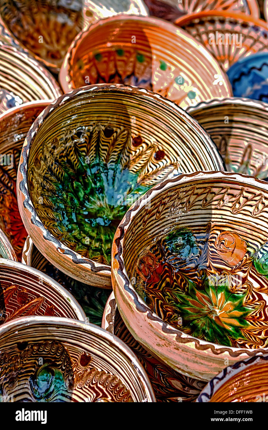 feedback international Locomotive Romanian traditional ceramic in the bowls form, painted with specific  reasons Corund area, Transylvania Stock Photo - Alamy