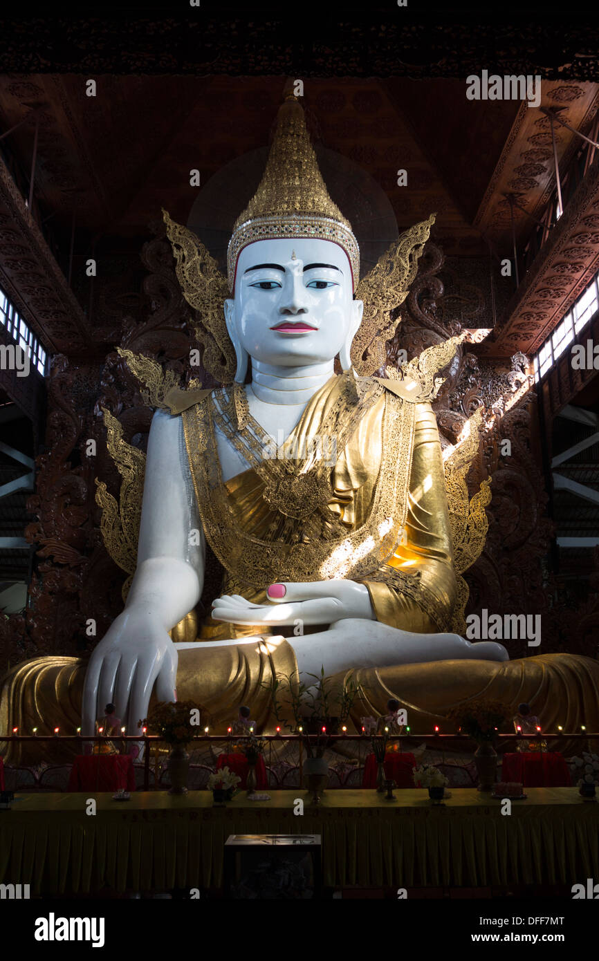 Nga Htat Gyi Pagoda Temple Yangon Myanmar Stock Photo