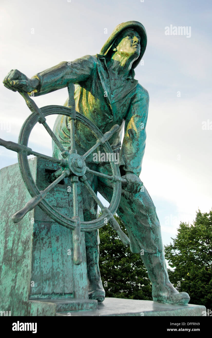 Man at the Wheel statue, the Fishermen's Memorial Cenotaph in