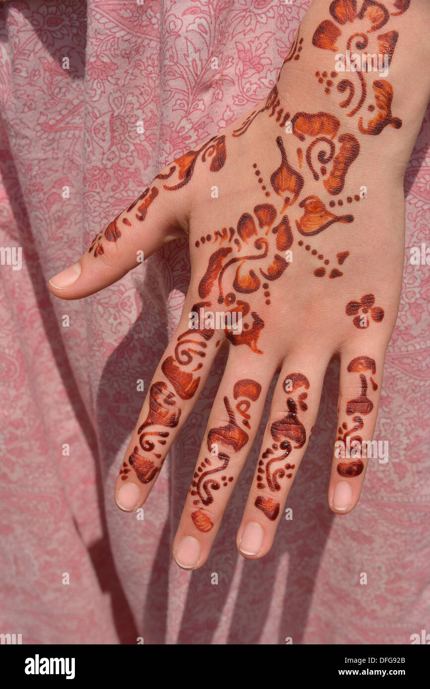 Henna tattoos or mehndi tattoos on a woman's hand, Marrakesh, Marrakesh
