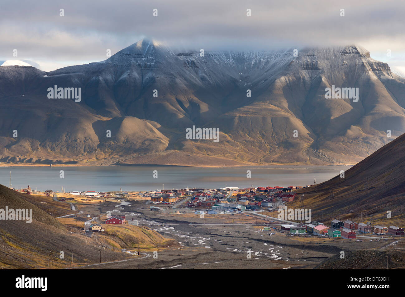 Town of Longyearbyen, Longyearbyen, Spitsbergen Island, Svalbard Archipelago, Svalbard and Jan Mayen, Norway Stock Photo