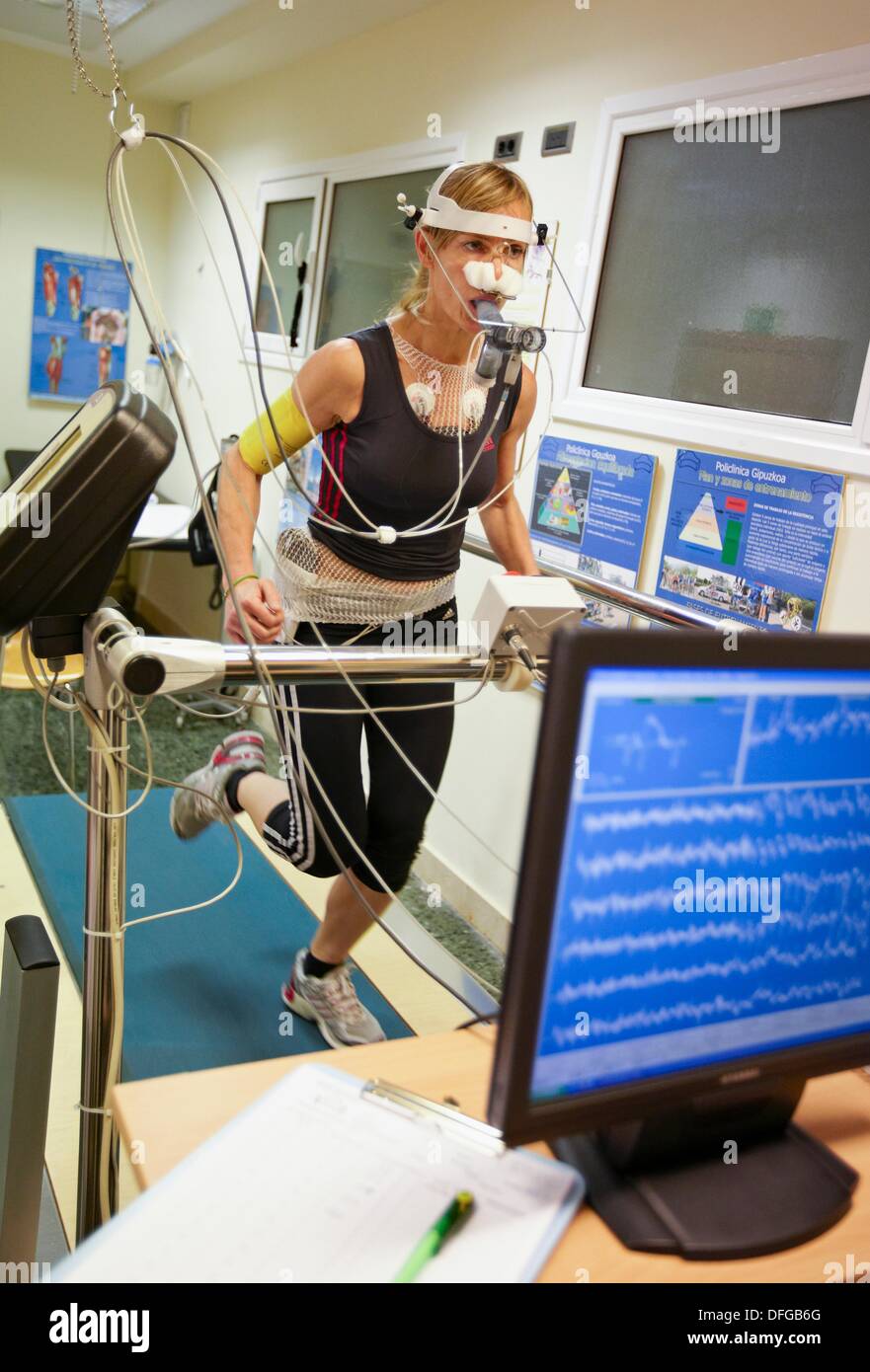 Stress test treadmill hi-res stock photography and images - Alamy