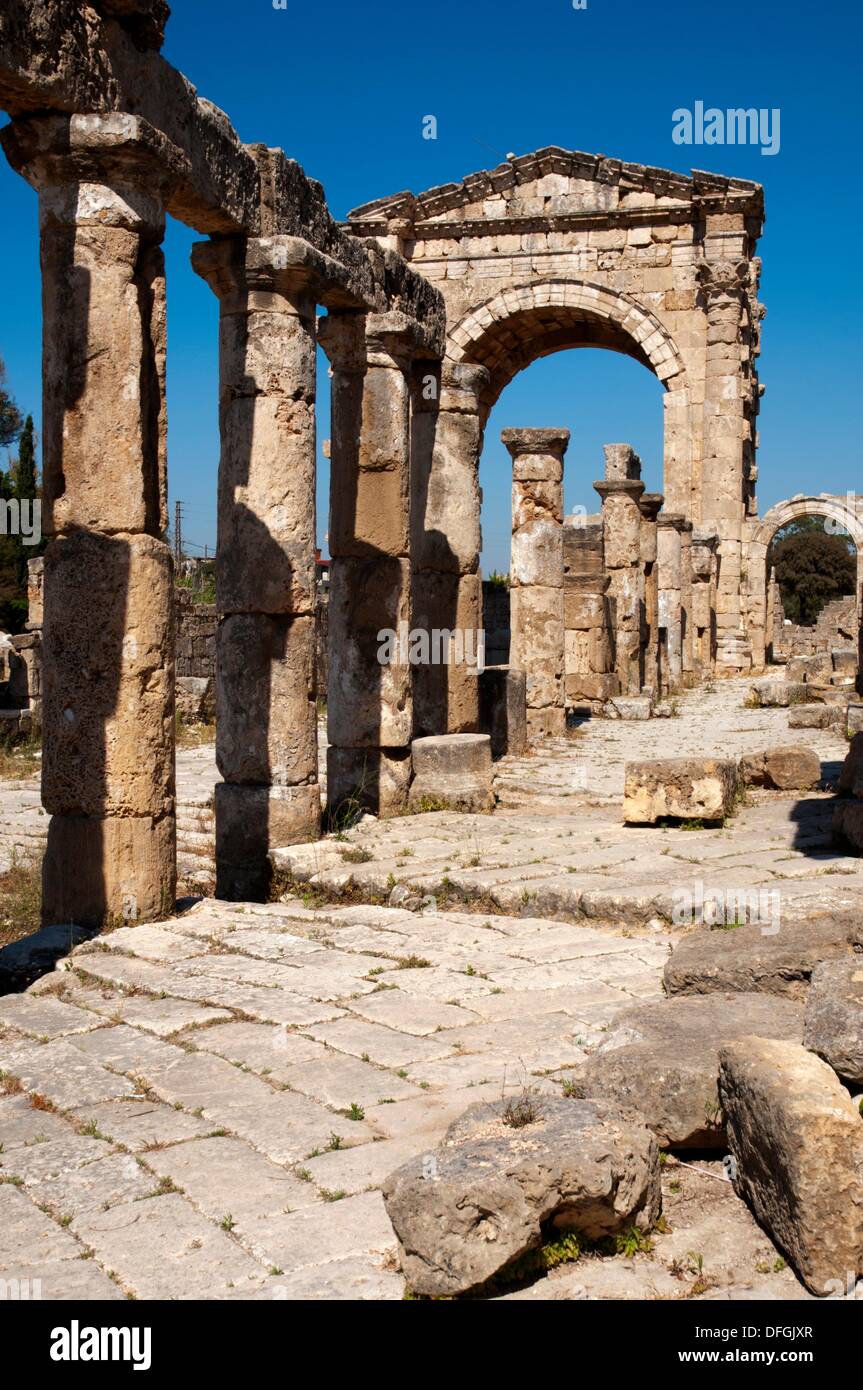 Roman Triumphal Arch, Al Bass site , Tyre Sour, UNESCO World Heritage Site  Lebanon Stock Photo