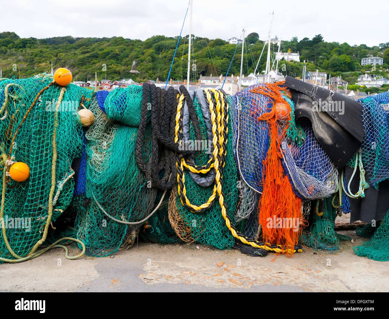 draped fishing net Decorative 5x10 ft,YuanDe 2 Pack Large Black Picture Fish Net 33ft Fishing Net with High