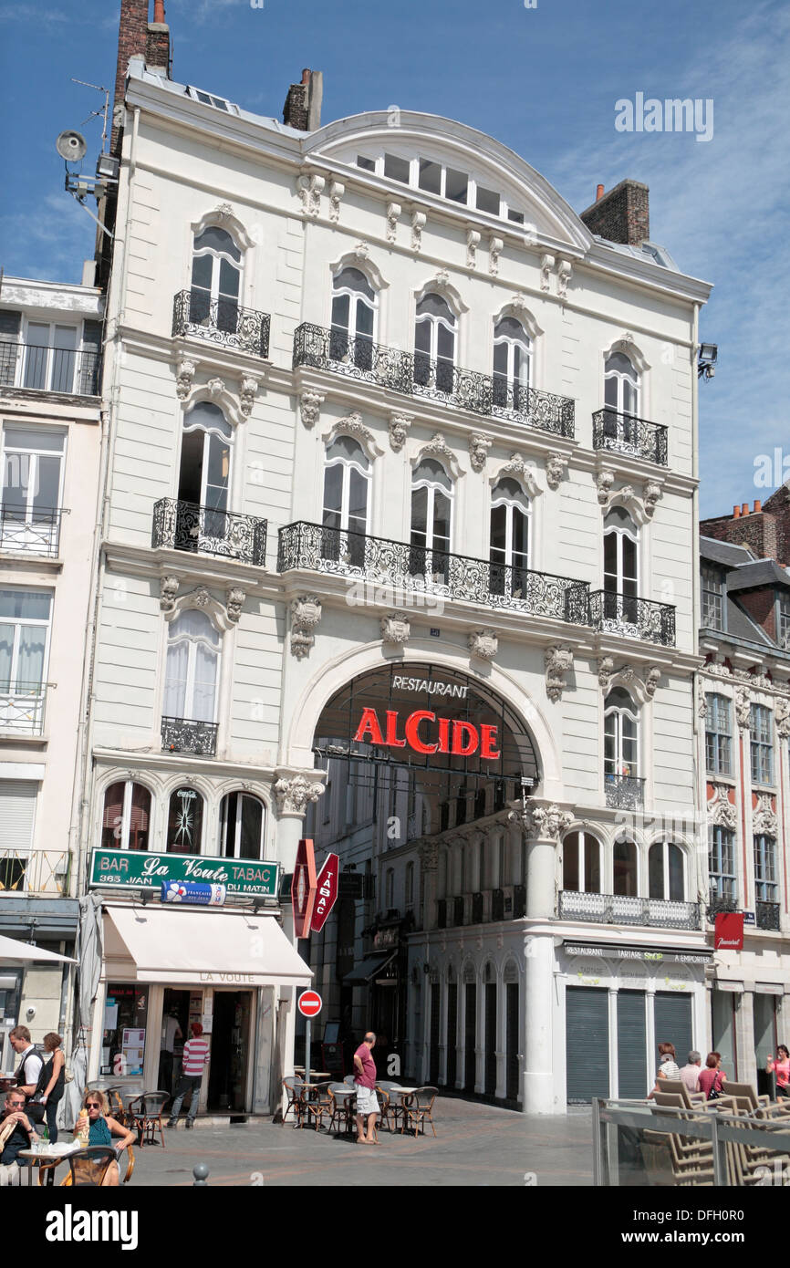 Restaurant Alcide in Place du Général de Gaulle (Grand Place), Lille, Nord-Pas-de-Calais, Nord, France. Stock Photo