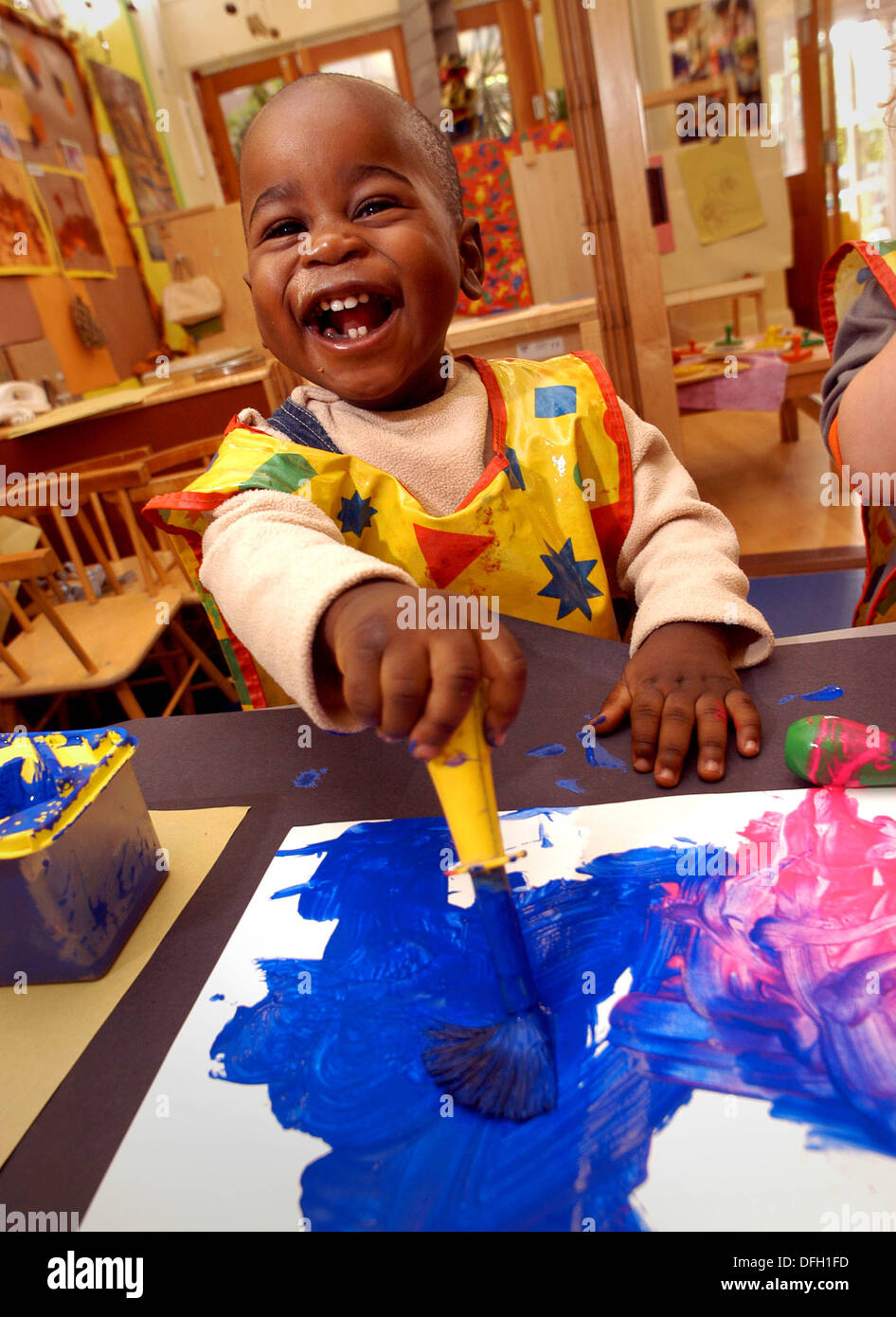 Infant painting hi-res stock photography and images - Alamy